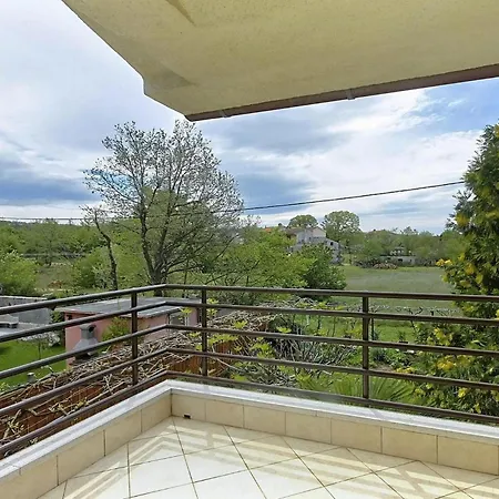 Ferienhaus Adorata 1 *