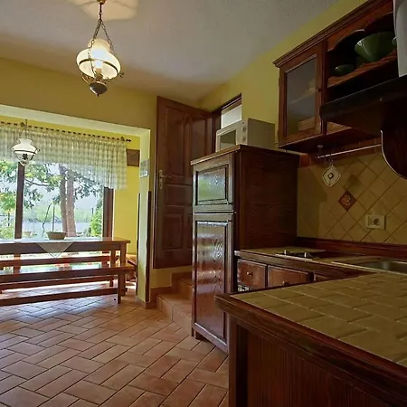 Adorata 1 * Labin (Istria)
