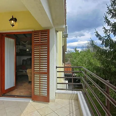 Ferienhaus Adorata 1 *